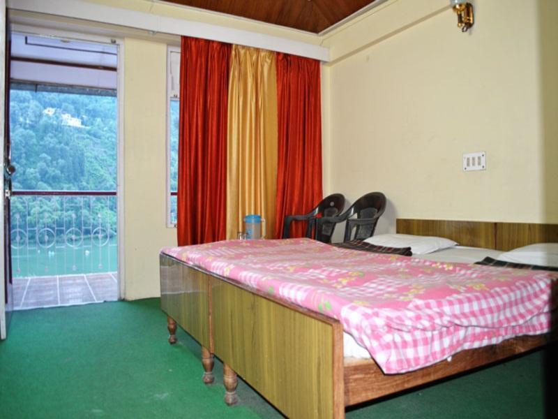 Palace Hotel Bhimtal Exterior photo